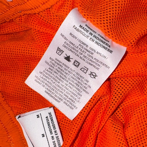 Nike Bright Orange Sports Shorts - Picture 7 of 7
